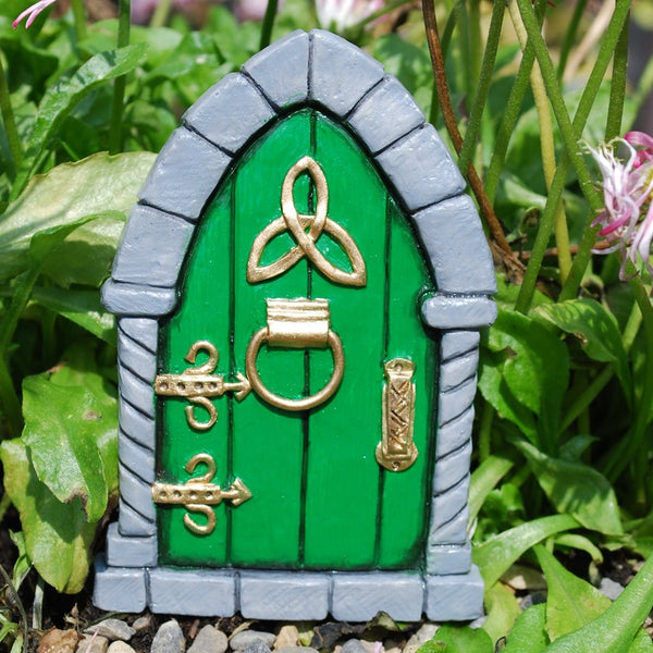 Celtic Fairy Door Painted Green with Trinity Knot - Size 10cm high - In or Outdoors