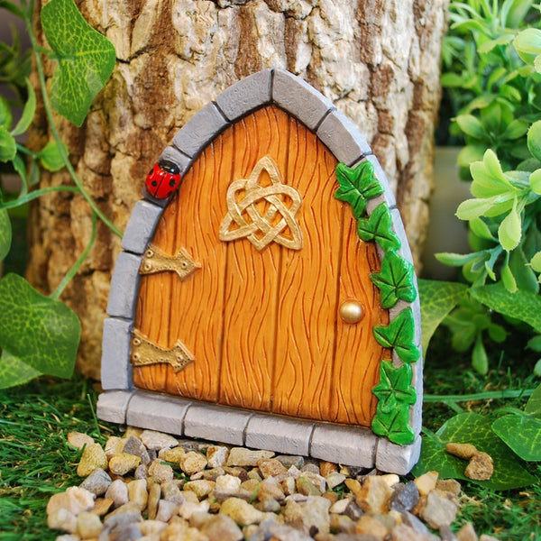Love Heart Celtic Fairy Door Tan, Trinity Knot, 9.5cm Tall, Hand Painted
