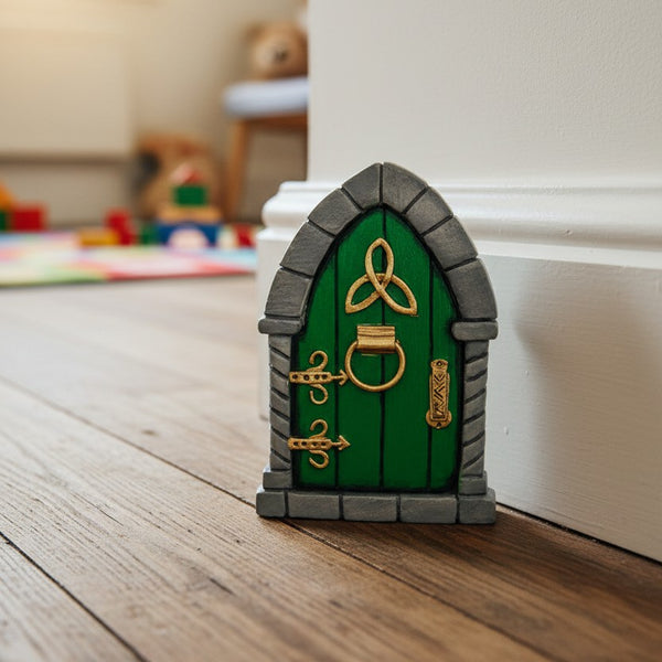 Celtic Fairy Door Painted Green with Trinity Knot - Size 10cm high - In or Outdoors